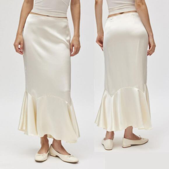 Kimchi Blue Women's Jensen Satin Fluted Maxi Skirt Off White Size XL - Picture 1 of 11